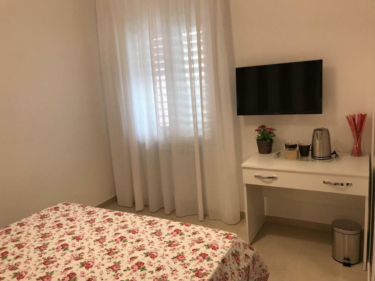 维克艾库塞Casa Francy Stanza Privata别墅 外观 照片